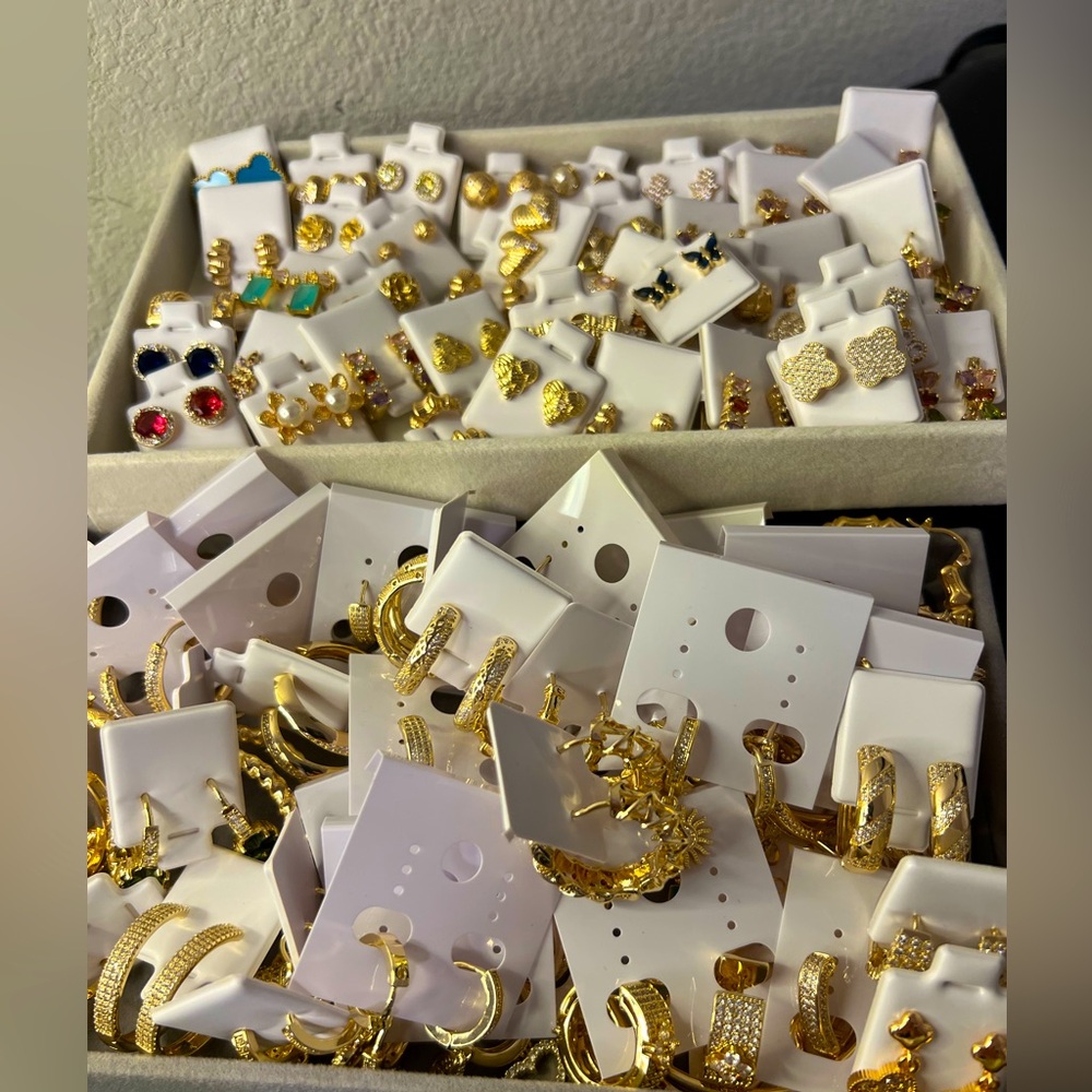 Jewelry Unlisted